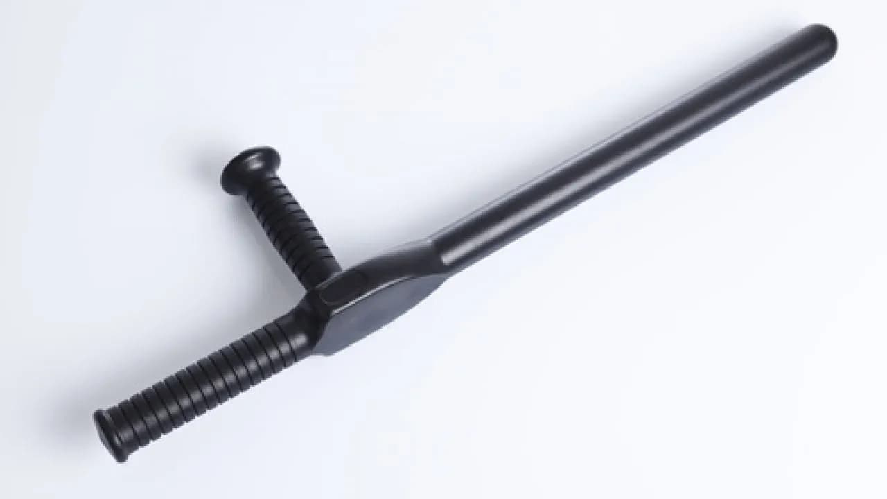 Ile kosztuje pałka teleskopowa? Ceny, legalność i wybór eksperta